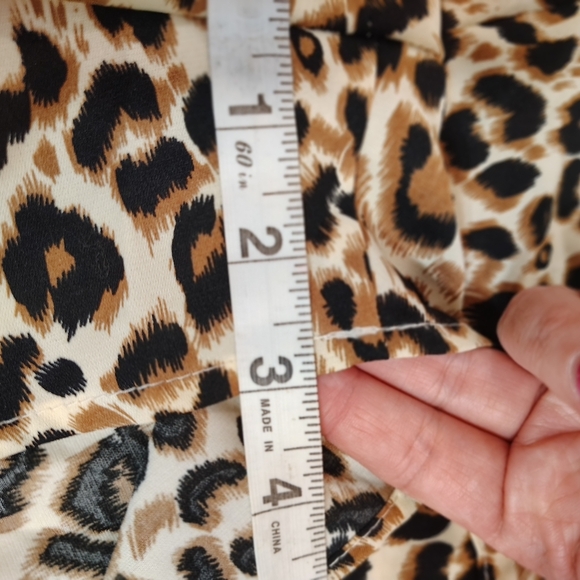 Emery Rose Leopard Women's LG Romper W/Ruffle Straps - Picture 11 of 12